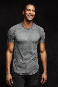 Elliot Knight Age