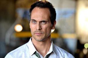 Todd Stashwick Age