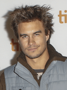 Rob Mayes Age