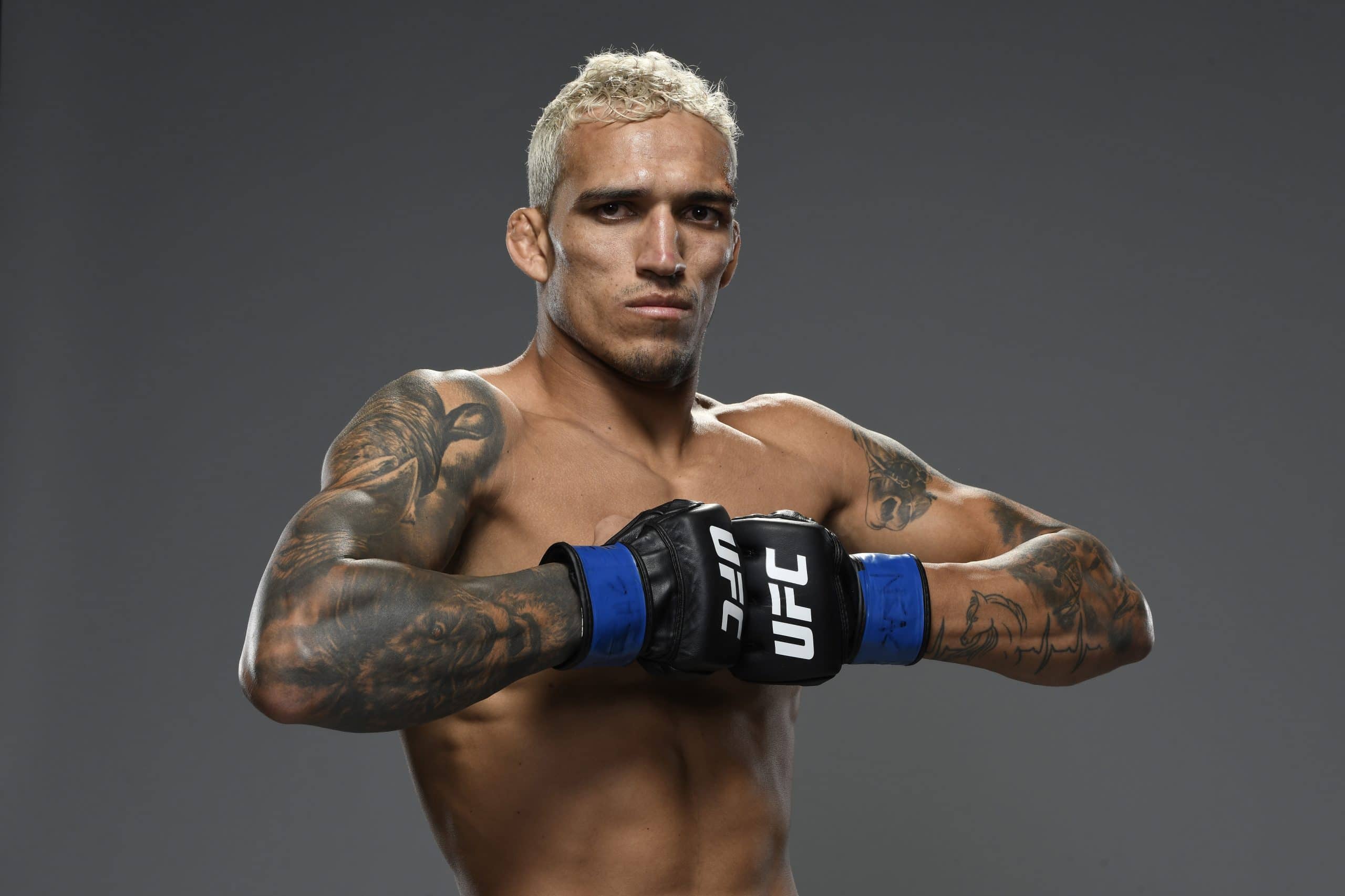 Charles Oliveira body