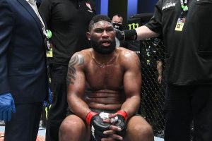 Curtis Blaydes smile