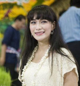 Daran Boonyasak actress