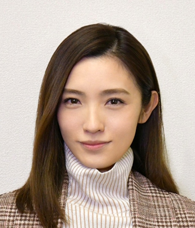 Mari Hoshino