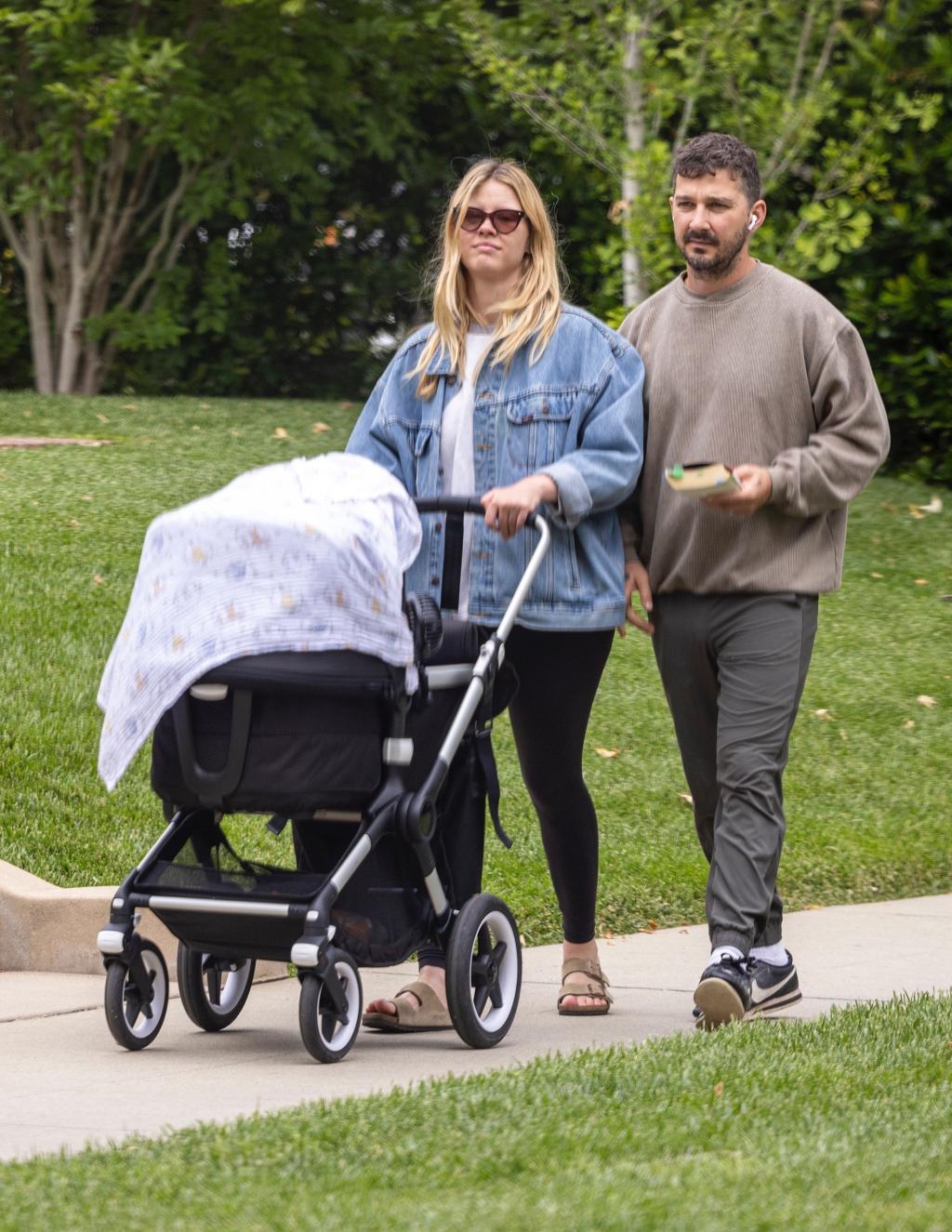 Mia Goth With his husband and daughter