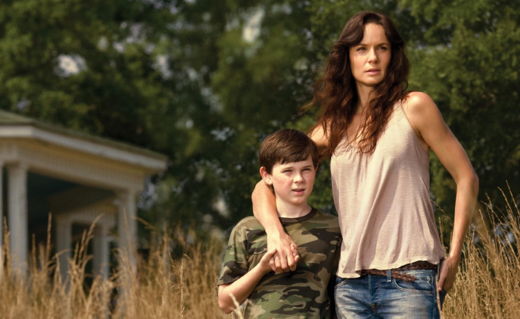 Sarah Wayne Callies in The Walking Dead