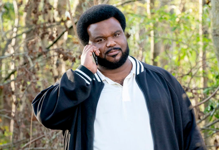 Craig Robinson in Killing It