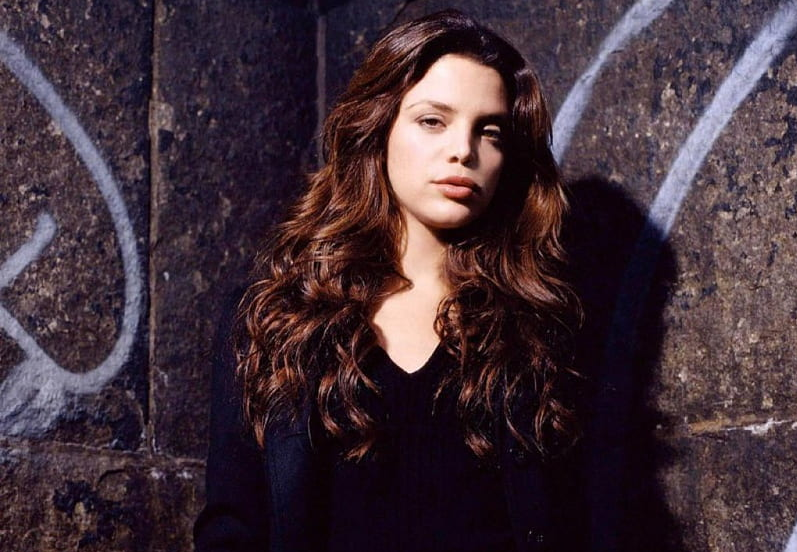 Vanessa Ferlito.